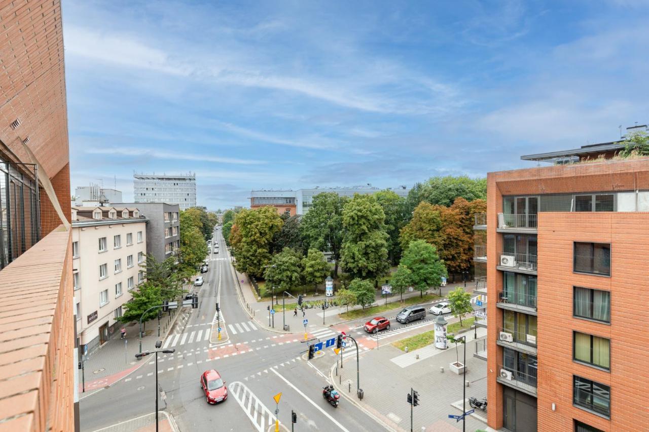 Modern Apartments With Free Parking Spot คราคูฟ ภายนอก รูปภาพ